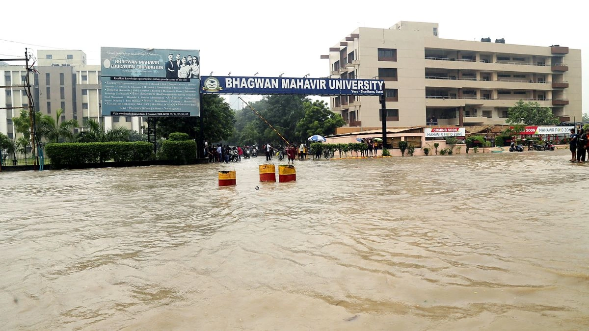 The Monsoon's Grand, Unpredictable Entrance