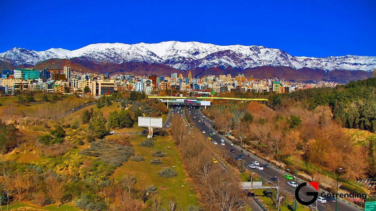 The Two Faces of Tehran | A City of Contrasts