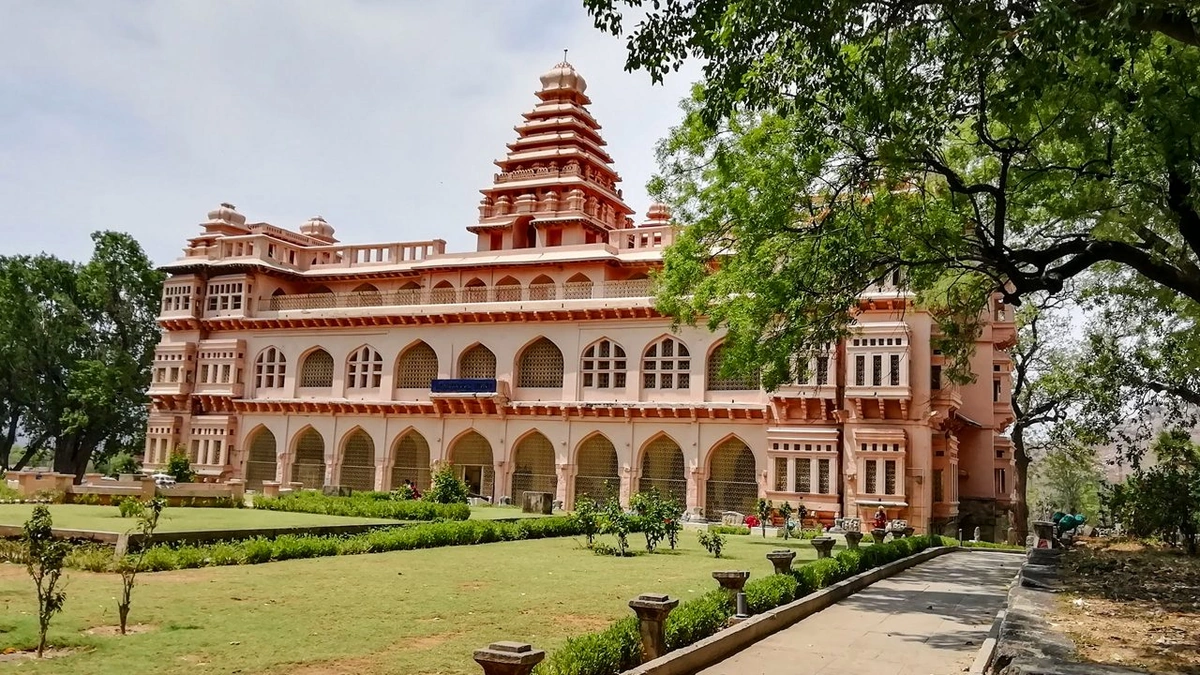 Decoding the Darshan | The Method Behind the Divine Madness