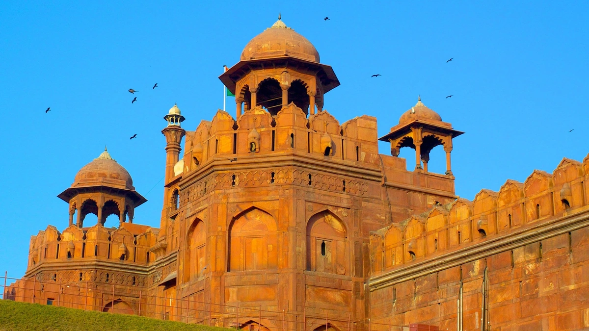 The Pulse of Power:Delhi'sEnduring Influence