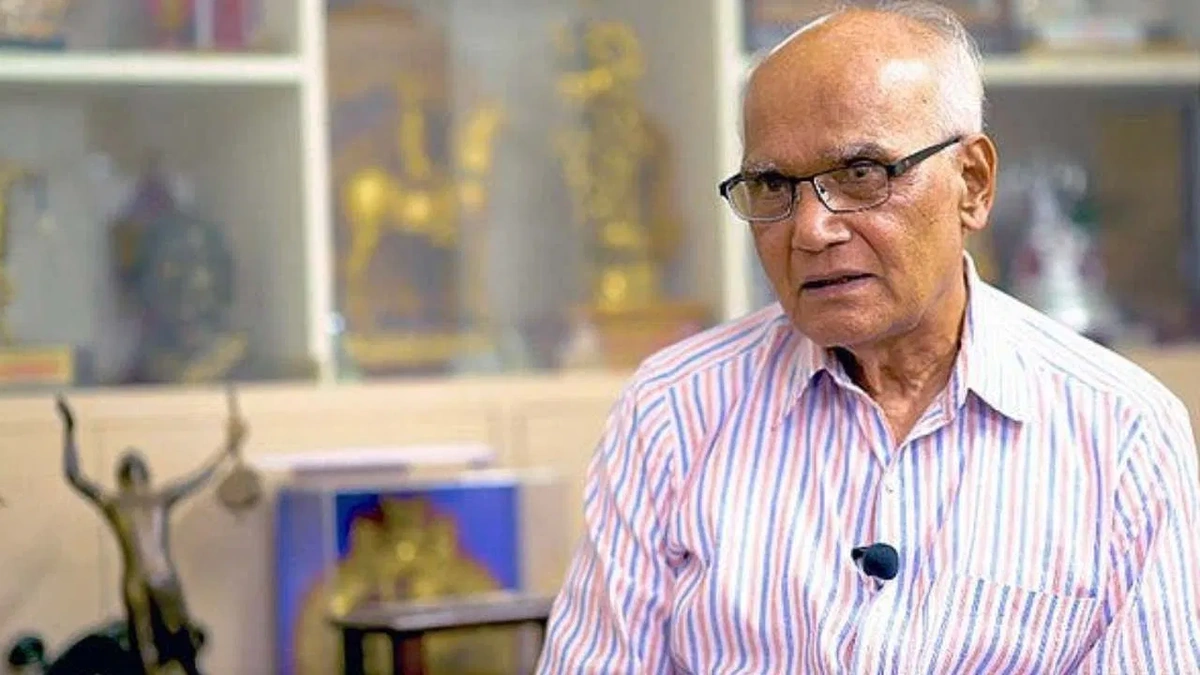 The 'Why' Behind Bhyrappa's Enduring Appeal | Tradition vs. Modernity