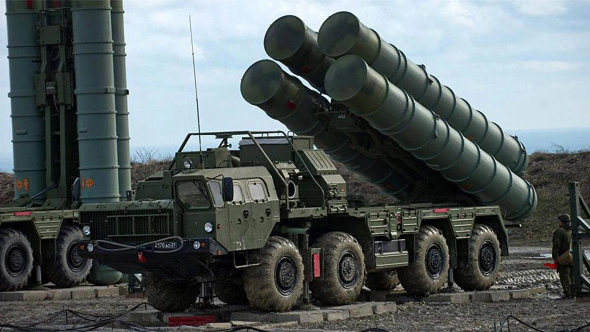 So, What Exactly IS the S-400 Triumf?