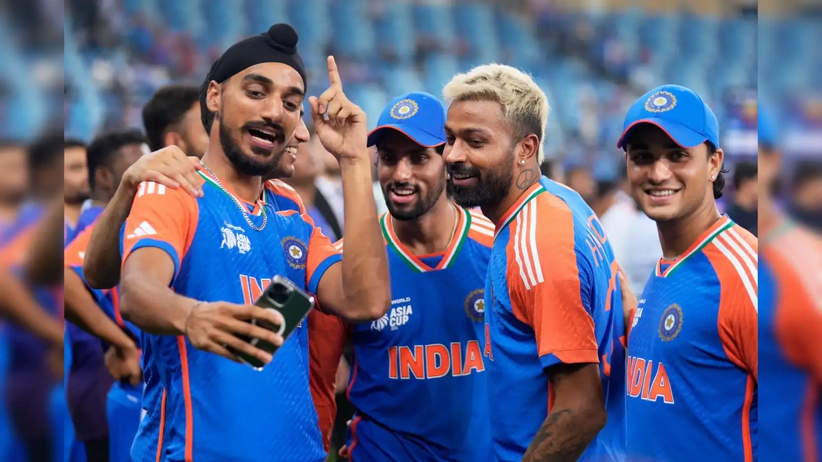 why did india not collect the trophy