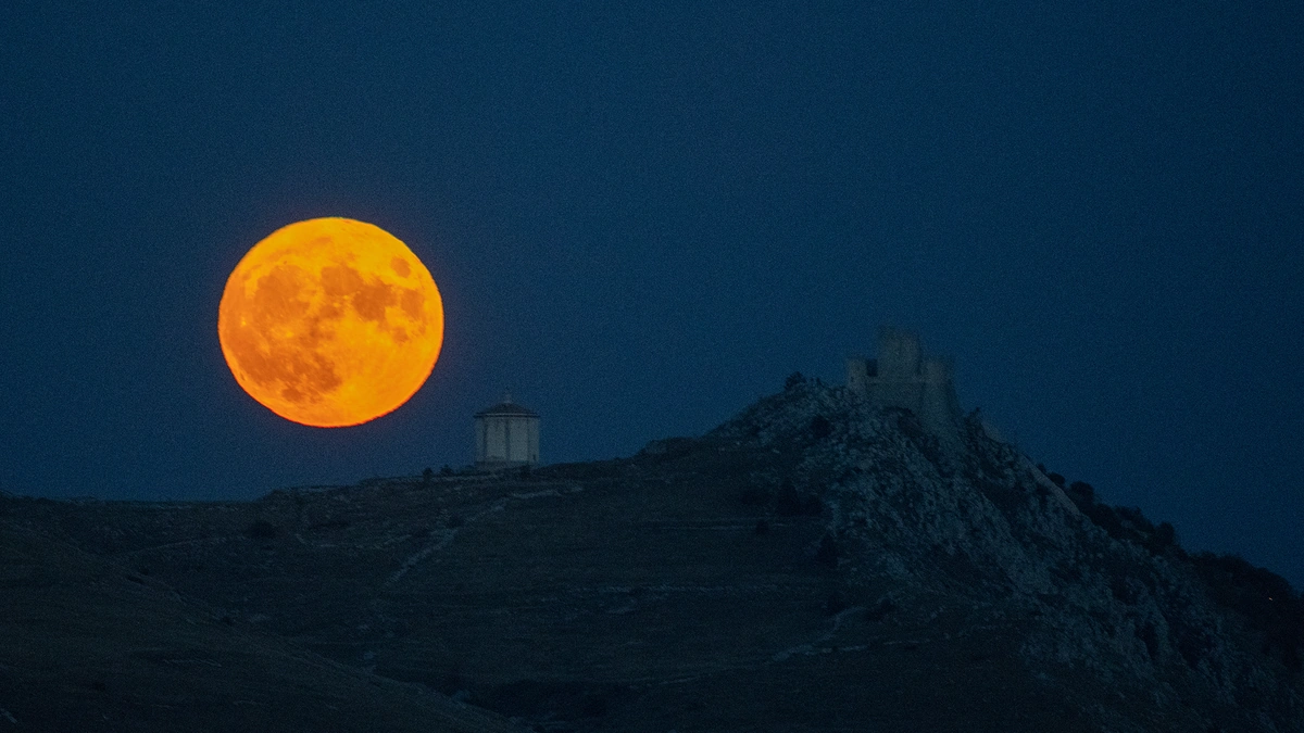 Harvest Moon
