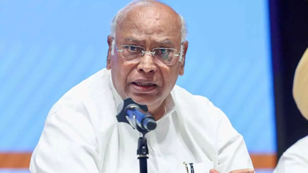 Kharge slams shoe attack on CJI