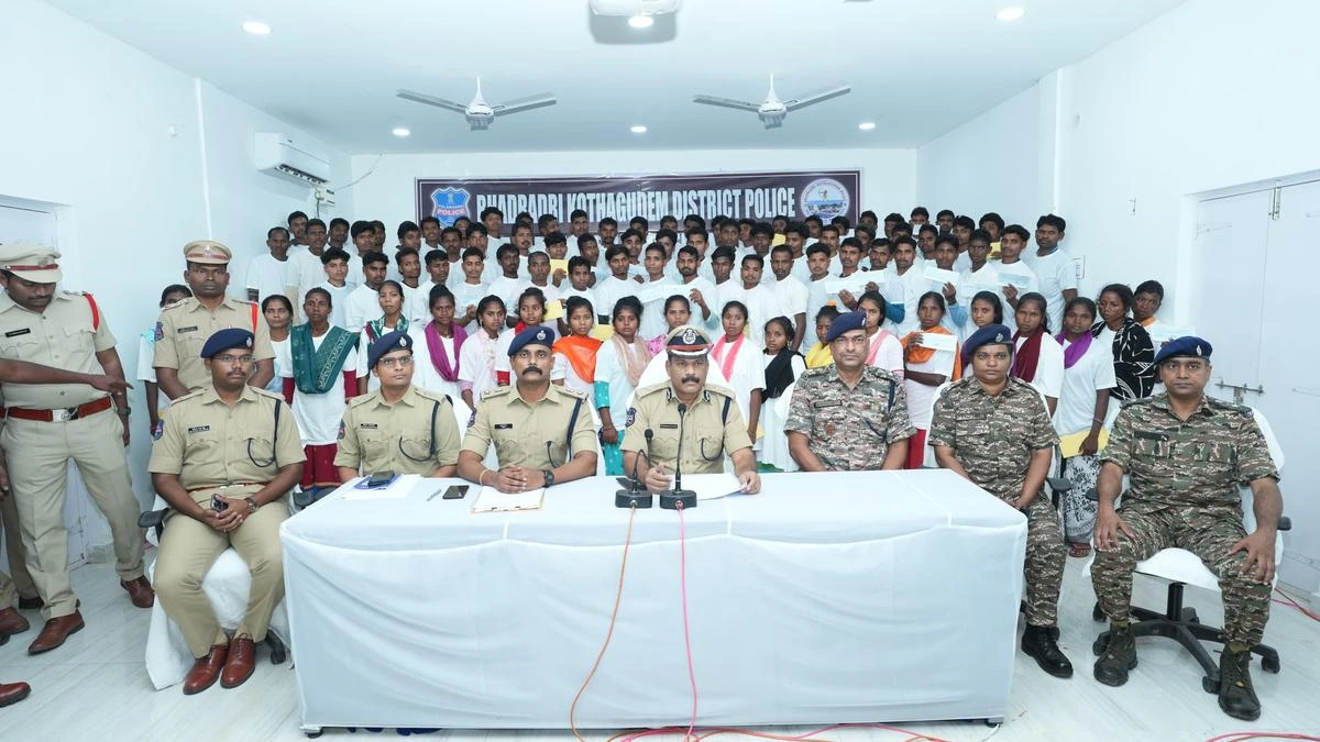 Live News | Maoists Face Setback After Mallojula Venugopal Rao Surrenders 2 Why This Surrender Matters | A Deeper Dive