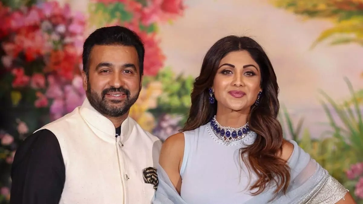 Raj Kundra Demonetisation Loan