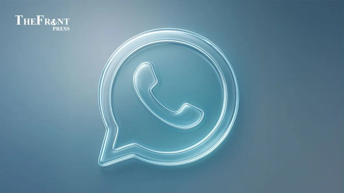 WhatsApp Liquid Glass