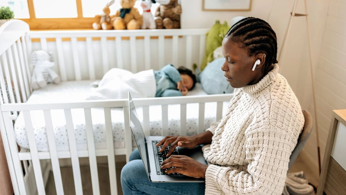 The 8-Hour Workday | A Mirage for Most Moms?