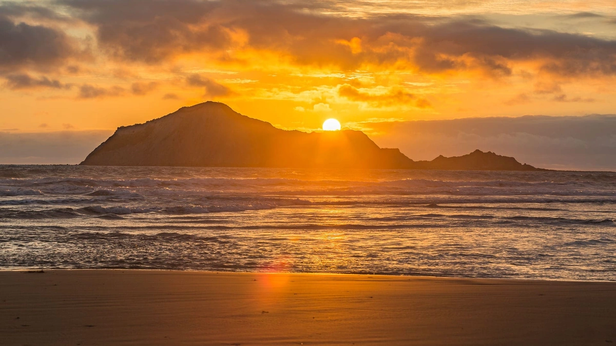 The Science of Dawn | Why Sunrises Captivate Us