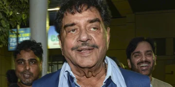 Shatrughan Sinha | More Than Just a "Shotgun" - Why His Journey Still Matters 9 shatrughan sinha